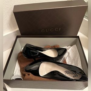 New Gucci Patent Leather Pumps Size 5.5